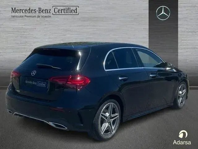 Usado Mercedes A180 136 CV (100 kW) 2024 Negro cosmos