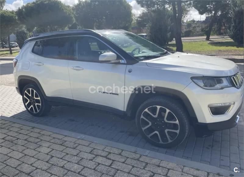 Usado Jeep Compass Limited 140 CV (102 kW) 2017 Beige SUV