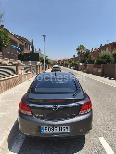 Usado Opel Insignia Excellence 130 CV (95 kW) 2013 Negro Berlina