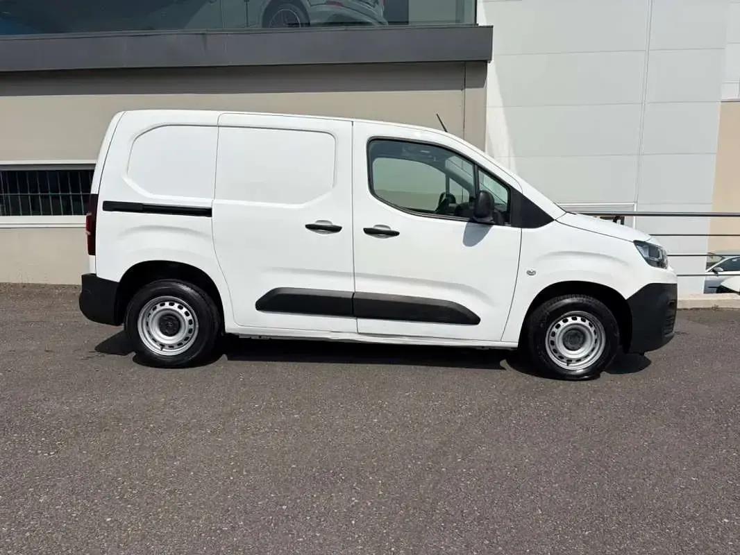 Usado Citroën Berlingo 102 CV (75 kW) 2022 Monovolumen