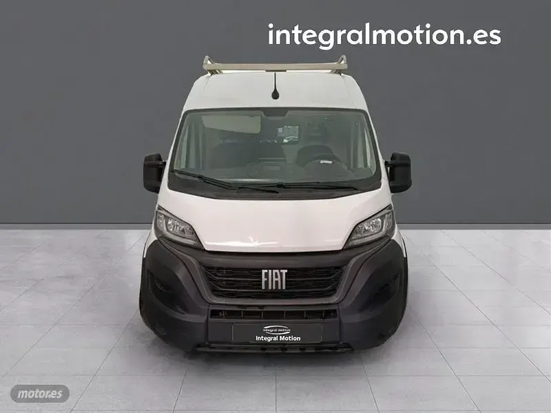 Usado Fiat Ducato 140 CV (102 kW) 2023 Blanco Van