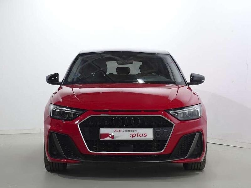 Usado Audi A1 Sportback Black Edition 150 CV (110 kW) 2022 Rojo Utilitario