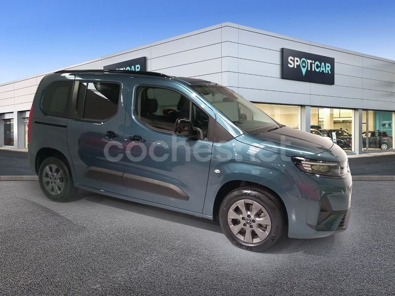 Usado Opel Combo S 101 CV (74 kW) 2025 Verde Monovolumen