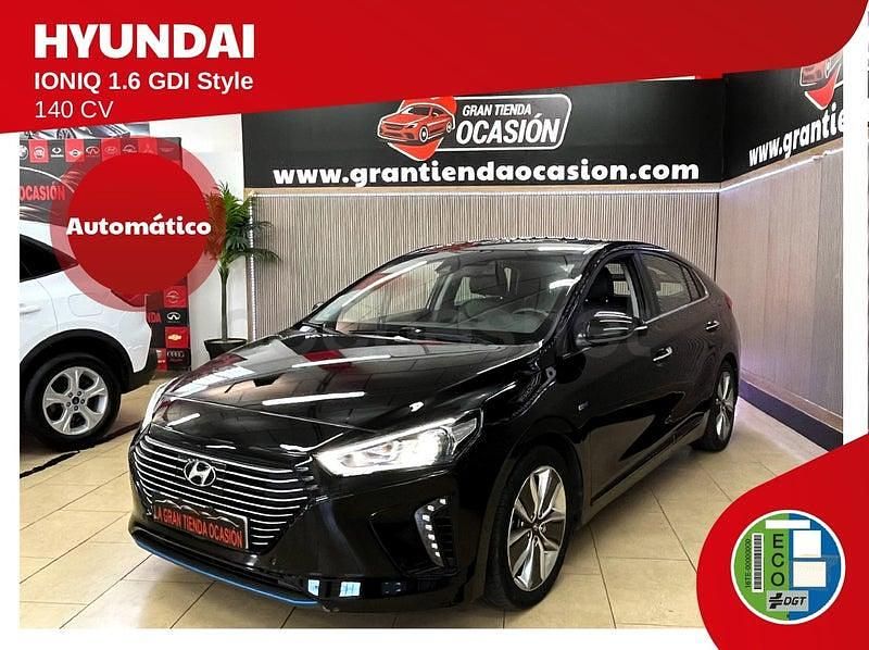 Usado Hyundai Ioniq Style 141 CV (103 kW) 2018 Negro Utilitario