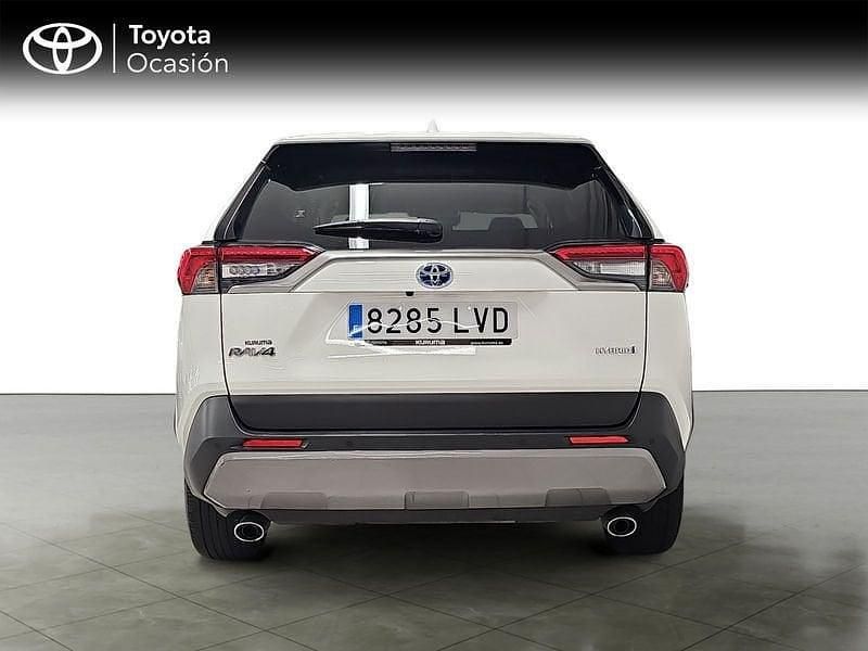 Usado Toyota RAV4 Advance 218 CV (160 kW) 2021 Blanco SUV
