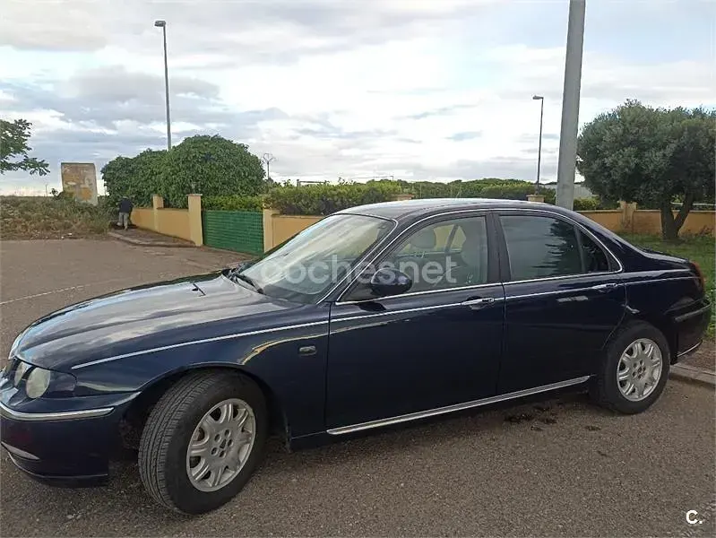 Usado Rover 75 116 CV (85 kW) 2002 Azul Berlina
