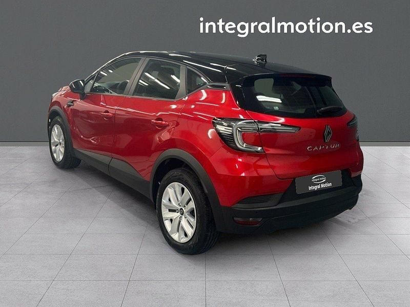 Usado Renault Captur Evolution 100 CV (73 kW) 2024 Otros SUV