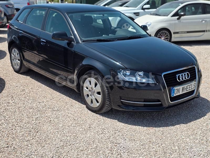 Negro Usado 2012 Audi A3 Ambiente Berlina | 6500 € (Super precio) - Imagen 1/4