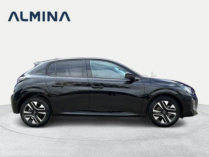 Usado Peugeot 208 Allure 100 CV (73 kW) 2025 Negro Utilitario