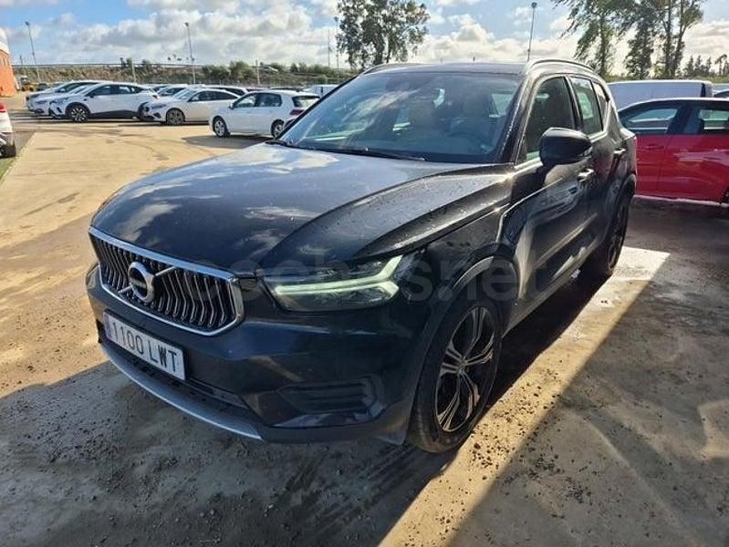 Usado Volvo XC40 Inscription 211 CV (155 kW) 2022 Negro SUV