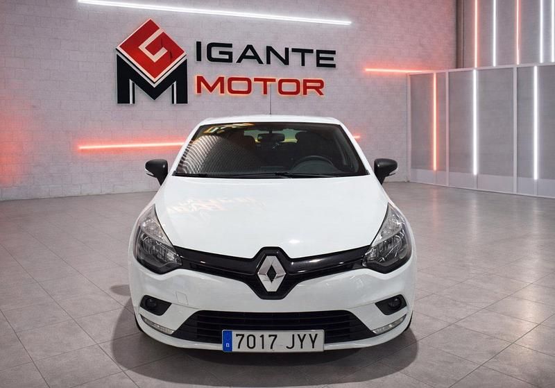 Usado Renault Clio IV Life 75 CV (55 kW) 2017 Blanco Berlina