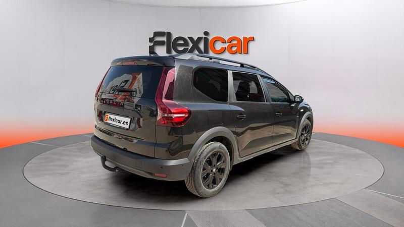 Usado Dacia Jogger Extreme 101 CV (74 kW) 2022 Negro Monovolumen