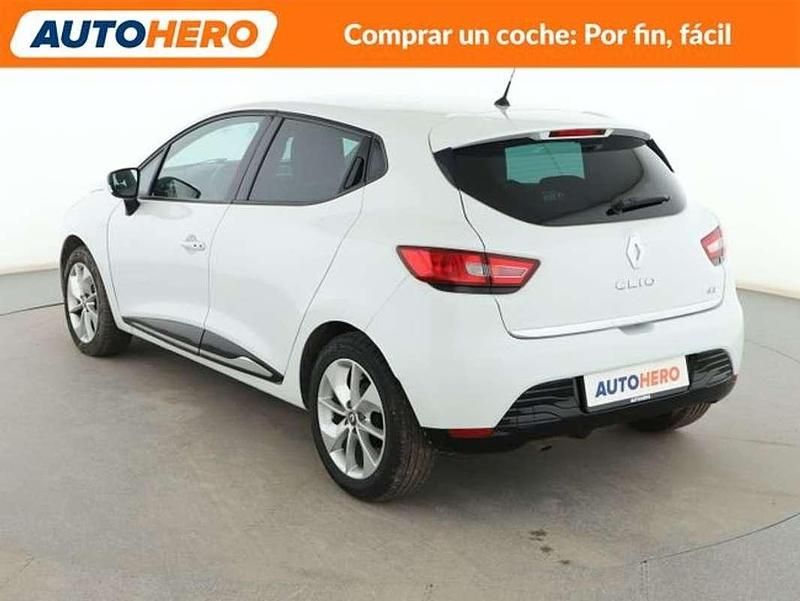 Usado Renault Clio IV LIMITED 90 CV (66 kW) 2015 Blanco Utilitario