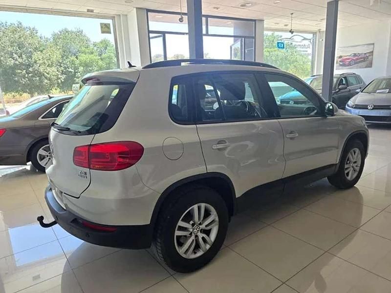 Usado VW Tiguan 110 CV (80 kW) 2012 Gris SUV