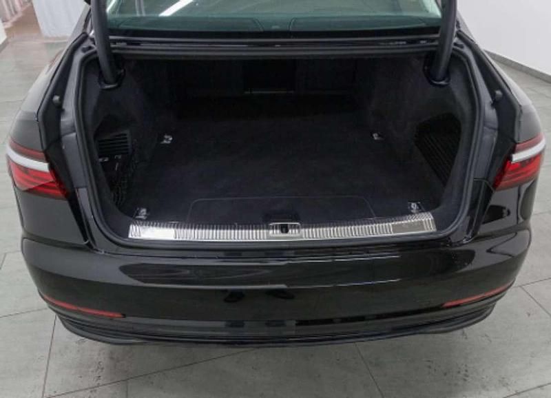 Usado Audi A8L 462 CV (339 kW) 2023 Negro Berlina