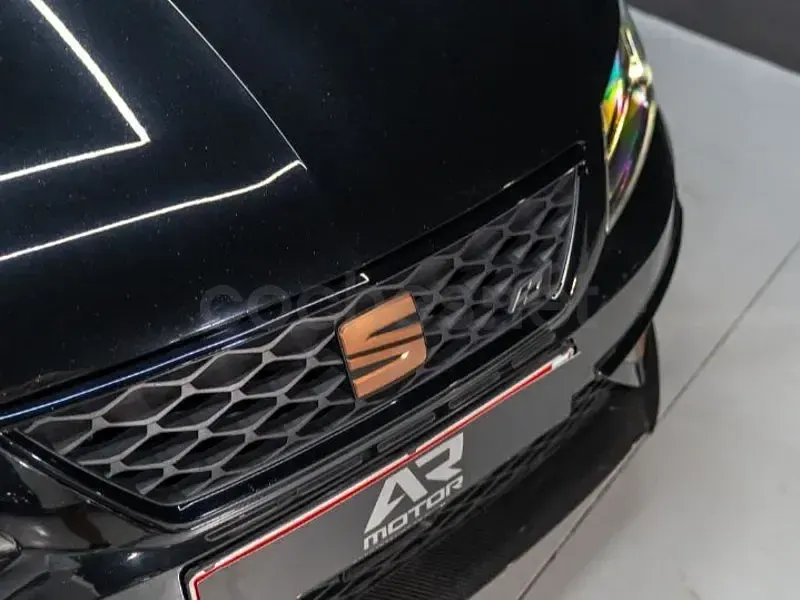 Usado Seat Leon CUPRA 290 CV (213 kW) 2020 Negro Berlina