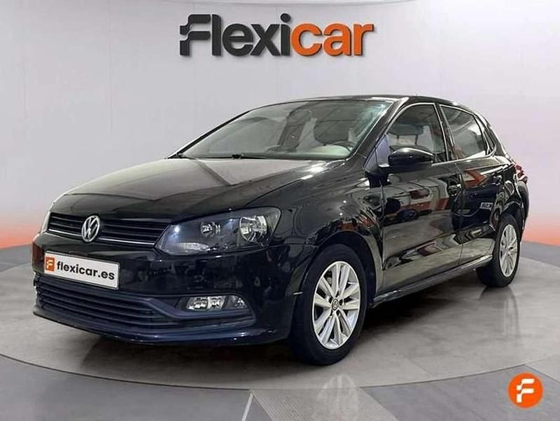 Usado VW Polo 75 CV (55 kW) 2017 Negro Utilitario