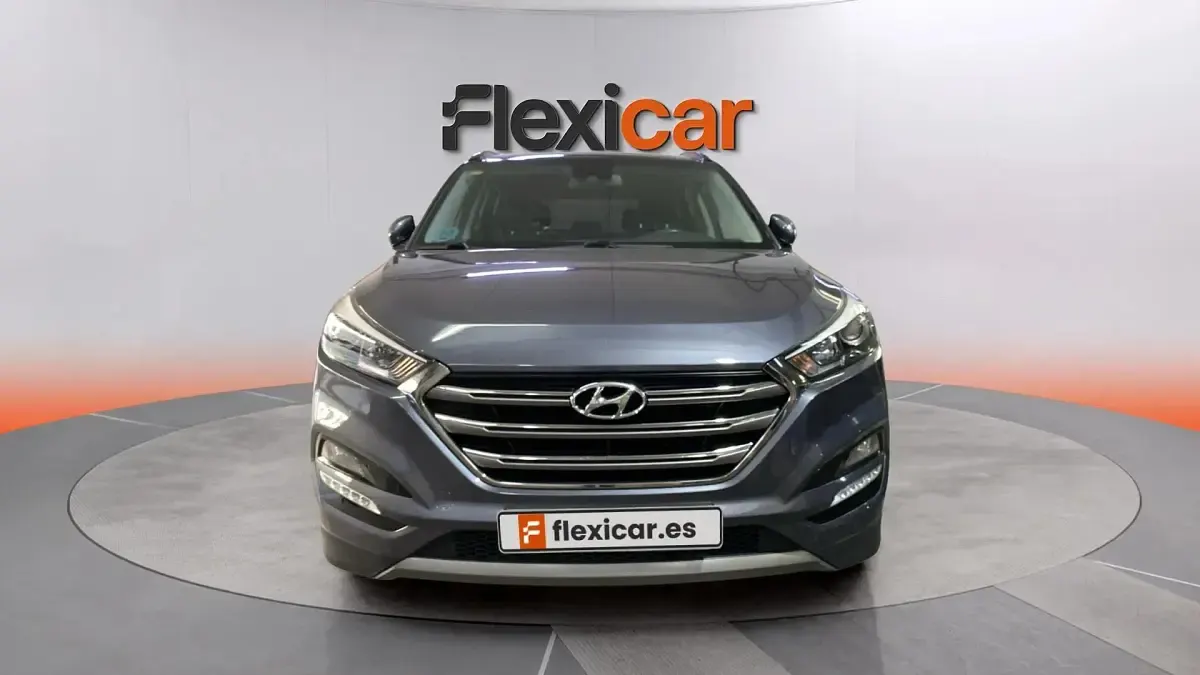 Usado Hyundai Tucson 116 CV (85 kW) 2018 Gris SUV