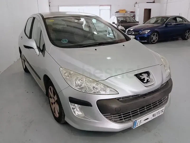 Usado Peugeot 308 Sport 120 CV (88 kW) 2008 Gris / plata Berlina