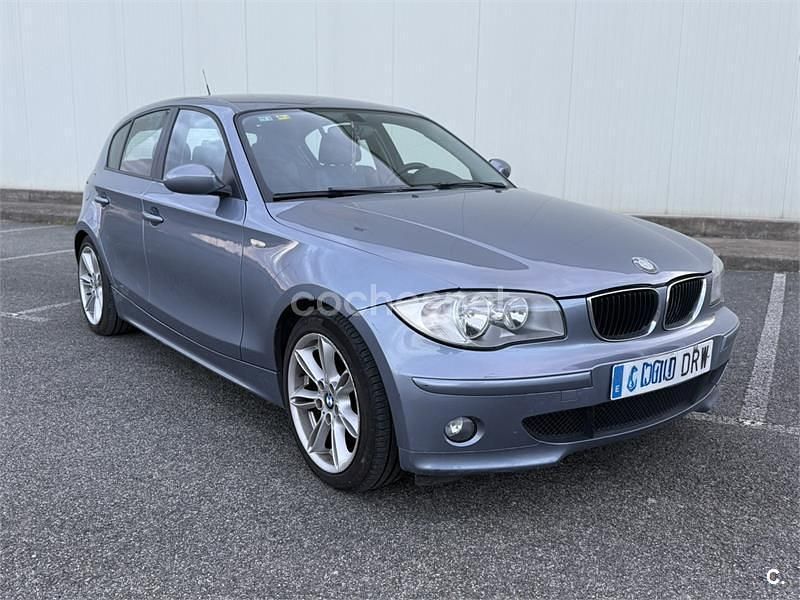 Beige Usado 2005 BMW 118 Utilitario | 4850 € (Precio justo) - Imagen 1/4