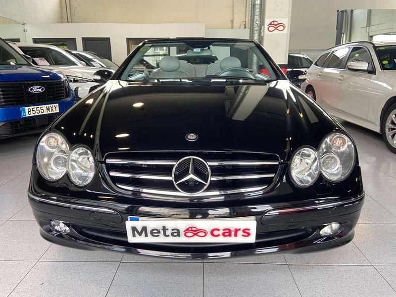 Käytetty Mercedes CLK200 Avantgarde 163 HP (119 kW) 2005 Musta Avoauto