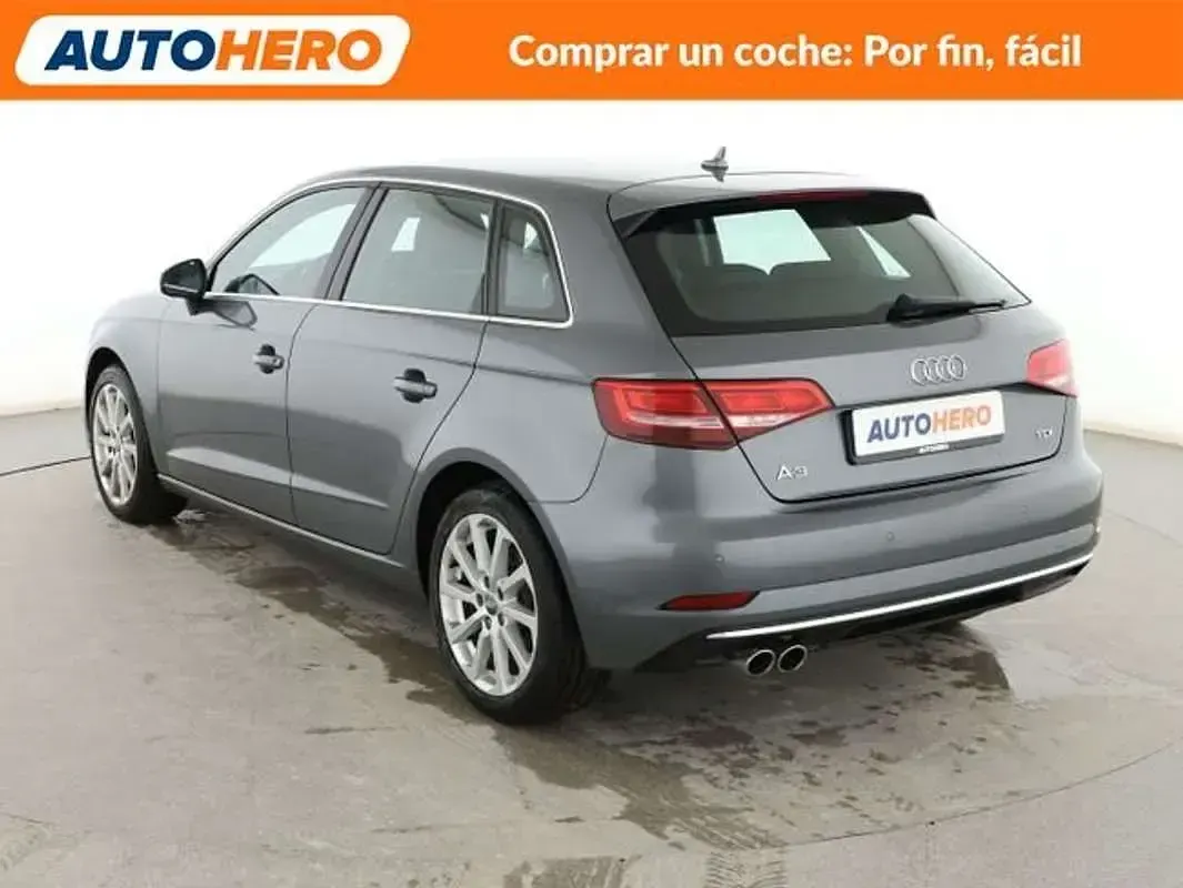 Begagnad Audi A3 Design 150 HK (110 kW) 2016 Grå Sedan