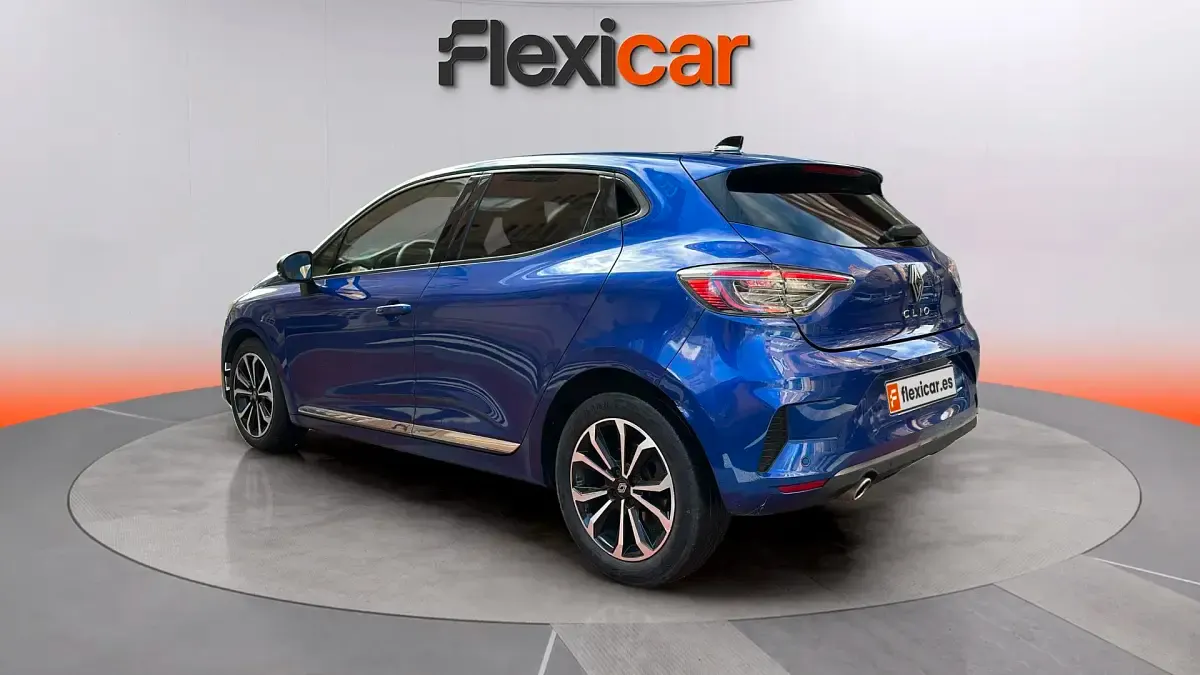 Usado Renault Clio V Techno 91 CV (66 kW) 2024 Azul Utilitario