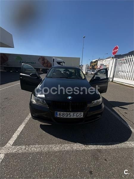 Usado BMW 318 129 CV (94 kW) 2006 Negro Berlina
