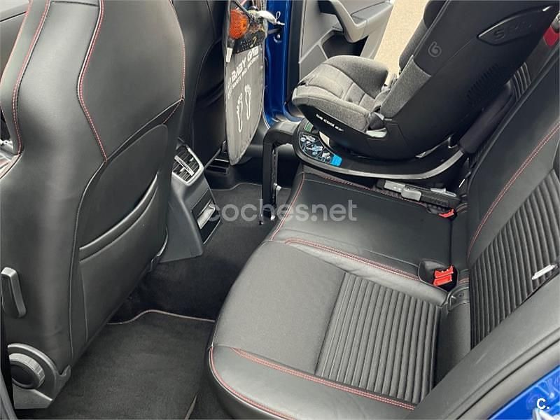 Usado Skoda Octavia RS 184 CV (135 kW) 2016 Azul Utilitario