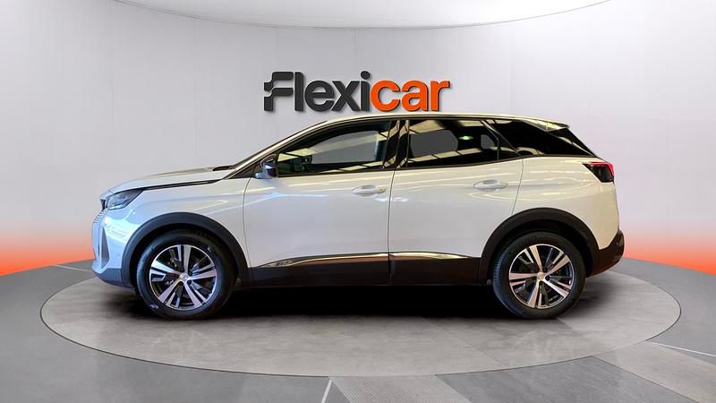 Usado Peugeot 3008 Active 131 CV (96 kW) 2023 Blanco SUV