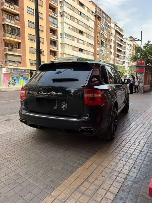 Usado Porsche Cayenne Turbo 500 CV (367 kW) 2007 Negro SUV