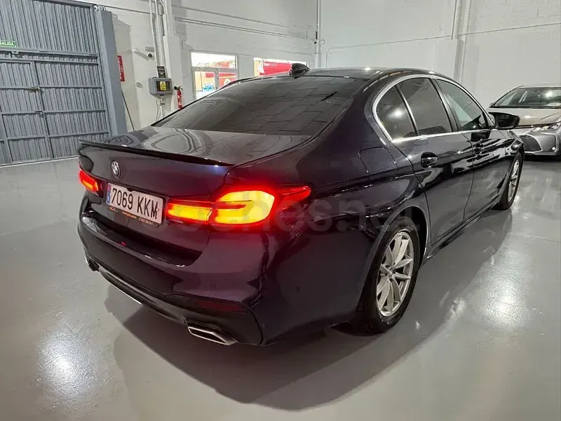 Begagnad BMW 520 Efficient Dynamics 190 HK (139 kW) 2018 Blå Sedan