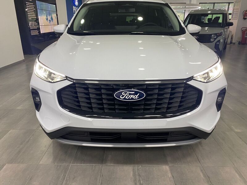 Verde Nuevo 2024 Ford Kuga Titanium SUV | 32.900 € (Buen precio) - Imagen 1/4