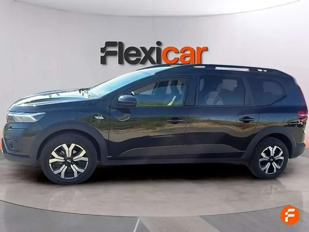 Usado Dacia Jogger Expression 110 CV (80 kW) 2024 Negro Monovolumen
