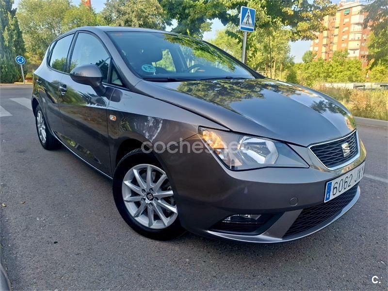 Gris / plata Usado 2017 Seat Ibiza CONNECT Berlina | 8500 € (Super precio) - Imagen 1/4