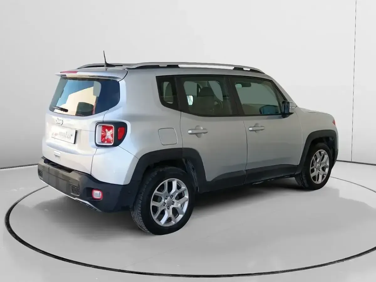 Usado Jeep Renegade Limited 140 CV (102 kW) 2018 Gris SUV