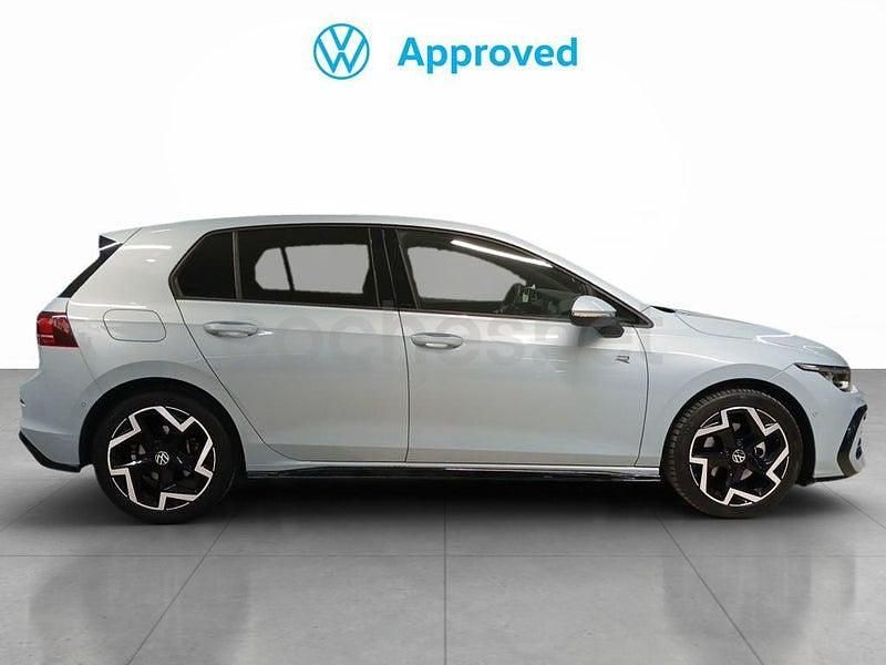 Occasion VW Golf VIII R-line 150 ch (110 kW) 2025 Bleue Citadine