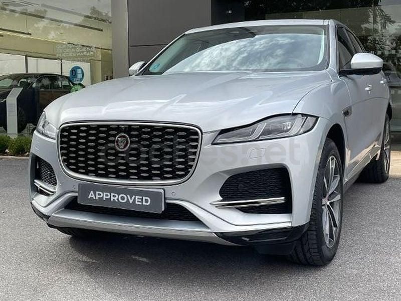Usado Jaguar F-Pace SE 204 CV (150 kW) 2021 Gris / plata SUV