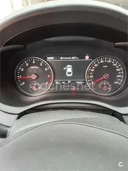 Usado Kia Stinger GT-Line 245 CV (180 kW) 2021 Rojo Utilitario