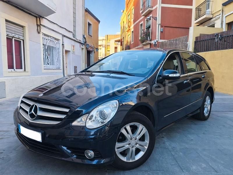 Usado Mercedes R280 190 CV (139 kW) 2009 Azul Monovolumen