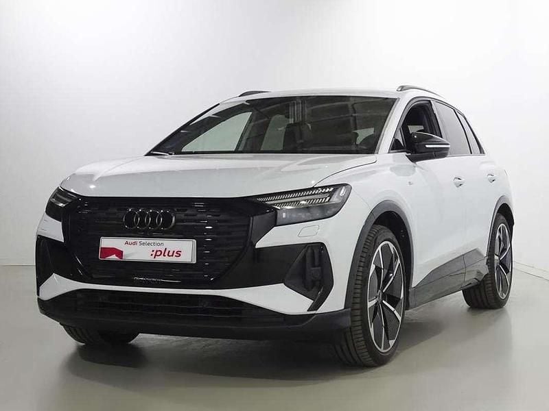 Usado Audi Q4 e-tron Ambiente 219 kW (299 CV) 2023 Blanco SUV