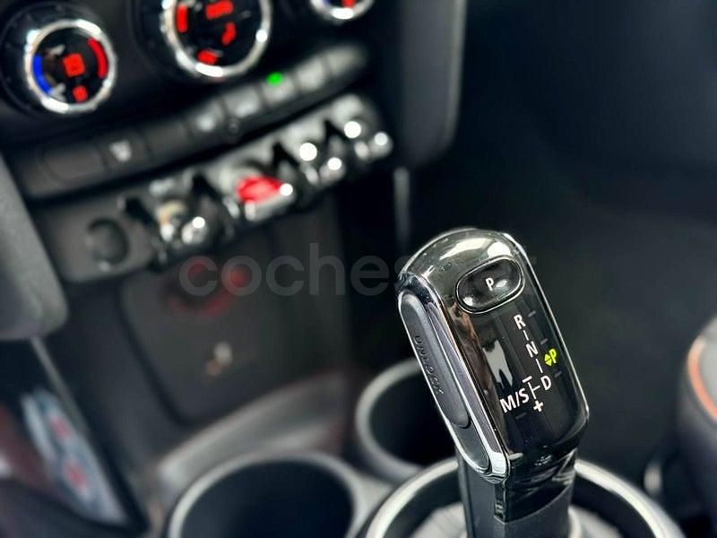 Usado Mini Cooper 136 CV (100 kW) 2023 Gris / plata Utilitario