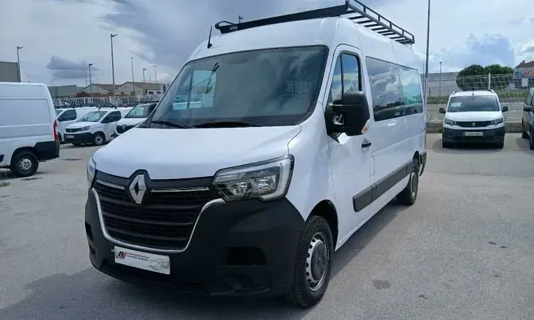 Usado Renault Master 135 CV (99 kW) 2022 Blanco Monovolumen