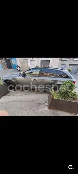 Usado Audi A4 143 CV (105 kW) 2012 Gris / plata Familiar
