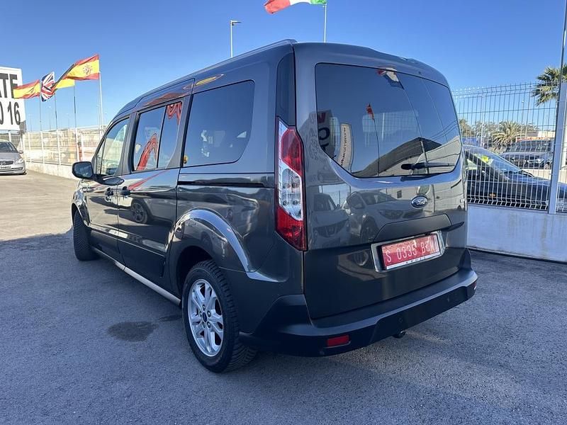 Usado Ford Tourneo Connect 120 CV (88 kW) 2018 Gris metalico Monovolumen