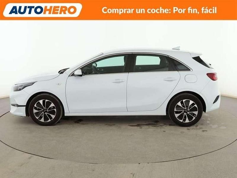 Usado Kia Ceed 101 CV (74 kW) 2024 Blanco Utilitario