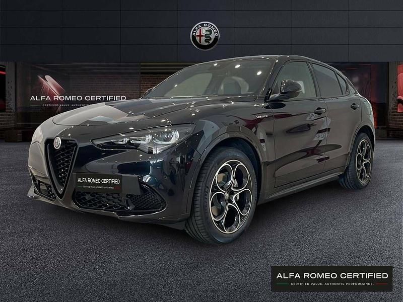 Negro Usado 2024 Alfa Romeo Stelvio Veloce SUV | 46.900 € (Precio justo) - Imagen 1/4