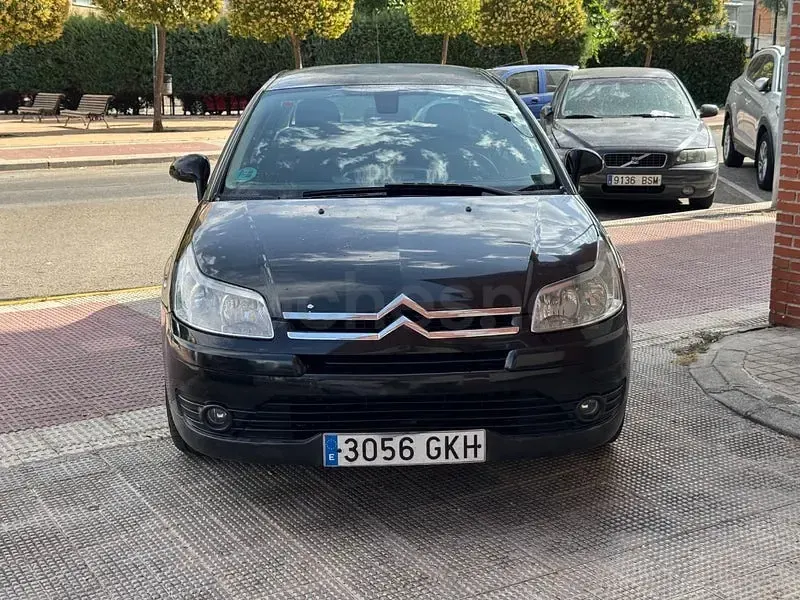 Usado Citroën C4 120 CV (88 kW) 2009 Negro Berlina