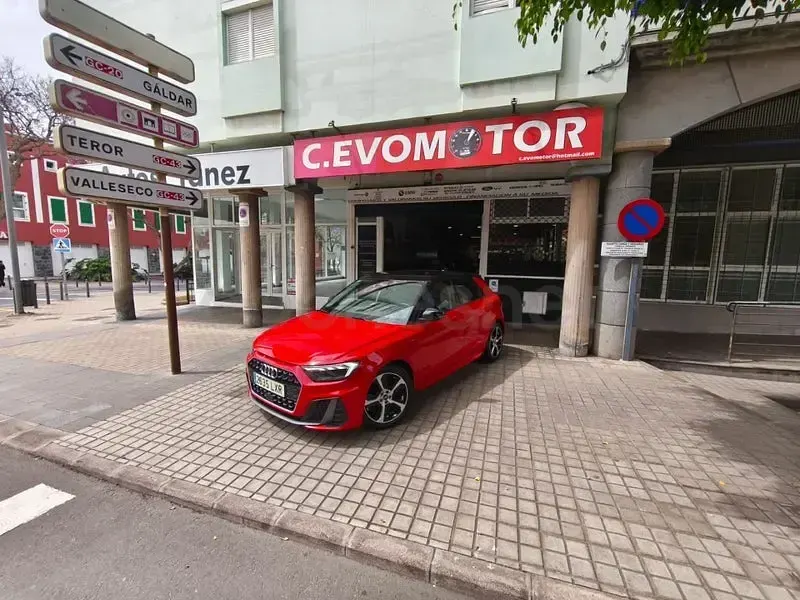 Usado Audi A1 Sportback S-Line 95 CV (69 kW) 2022 Rojo Utilitario