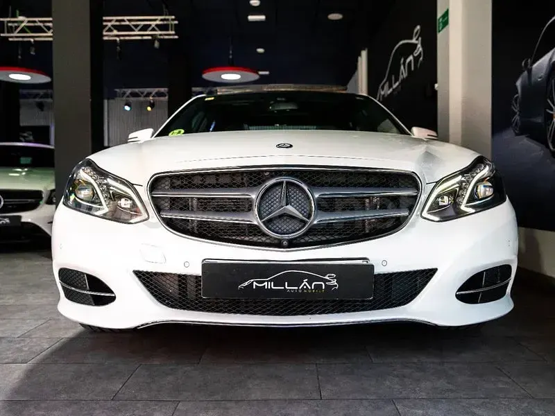 Usado Mercedes E300 Avantgarde 231 CV (169 kW) 2014 Blanco Berlina